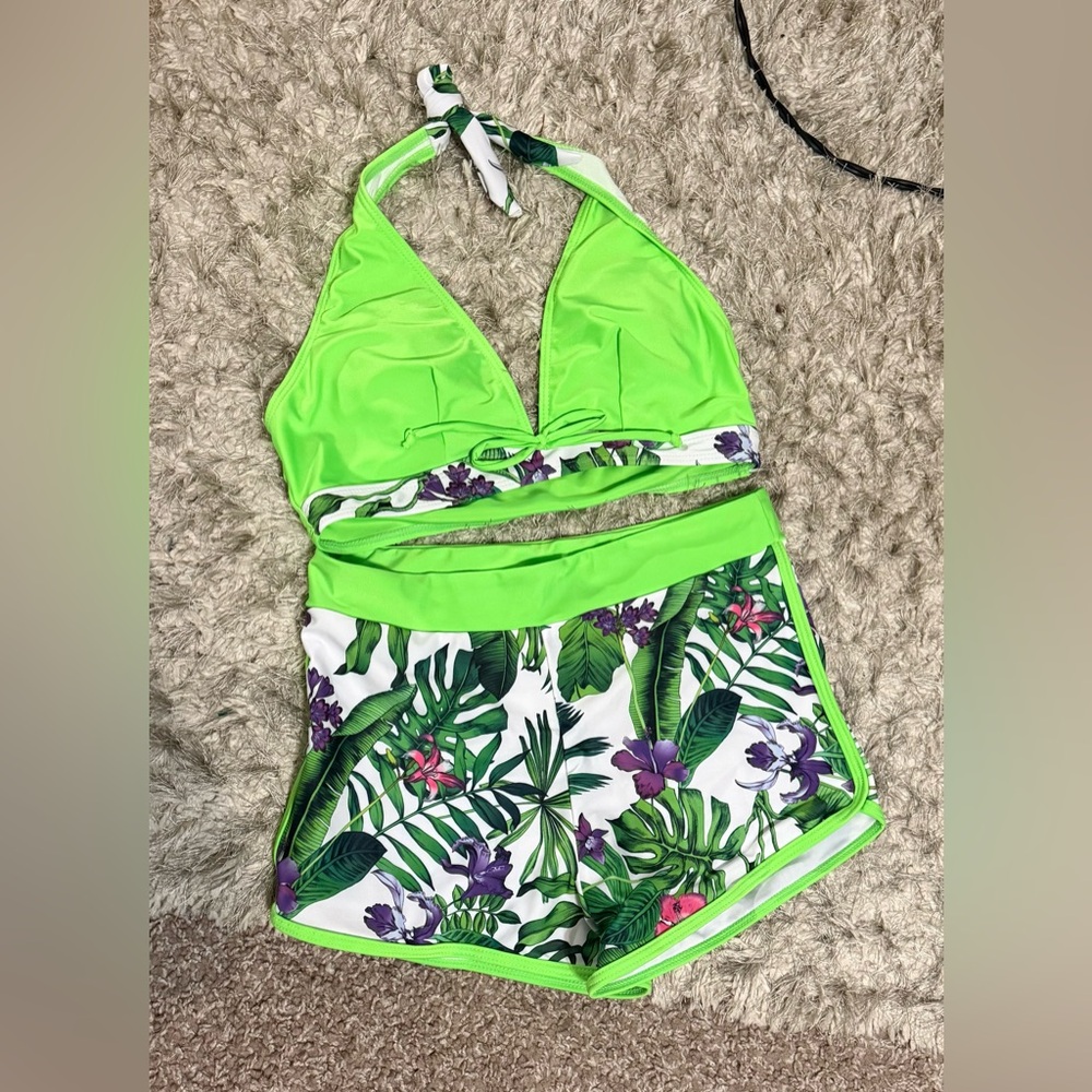 SHEIN Green and White Tropical Bikini Set …new